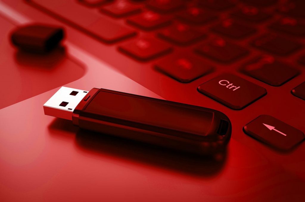 Guida Digi-Spark: Come creare un dispositivo BadUSB per Penetration Testing Guida Digi Spark Come creare un dispositivo BadUSB per Penetration Testing