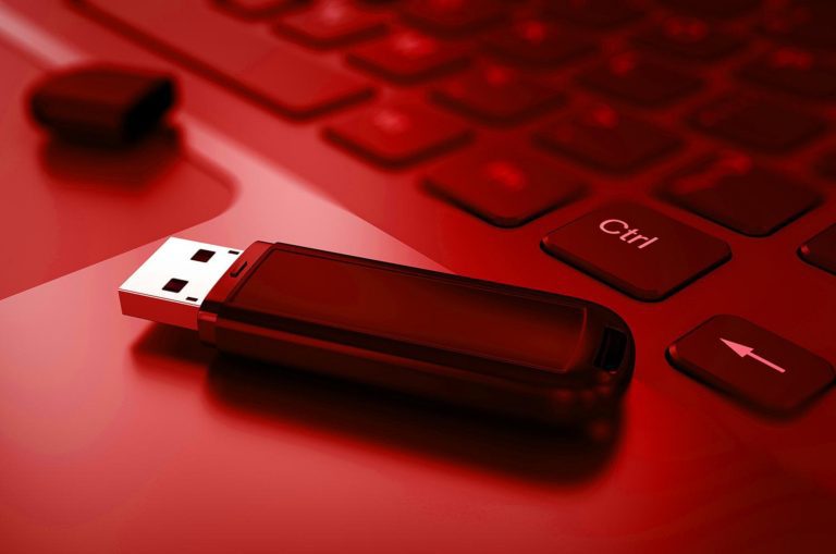 Guida Digi-Spark: Come creare un dispositivo BadUSB per Penetration Testing Guida Digi Spark Come creare un dispositivo BadUSB per Penetration Testing