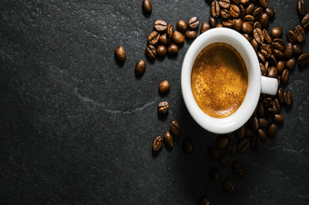 Espresso perfetto dal letto? Le migliori macchine caffè con App per il 2026 Le migliori macchine caffè con App per il 2026