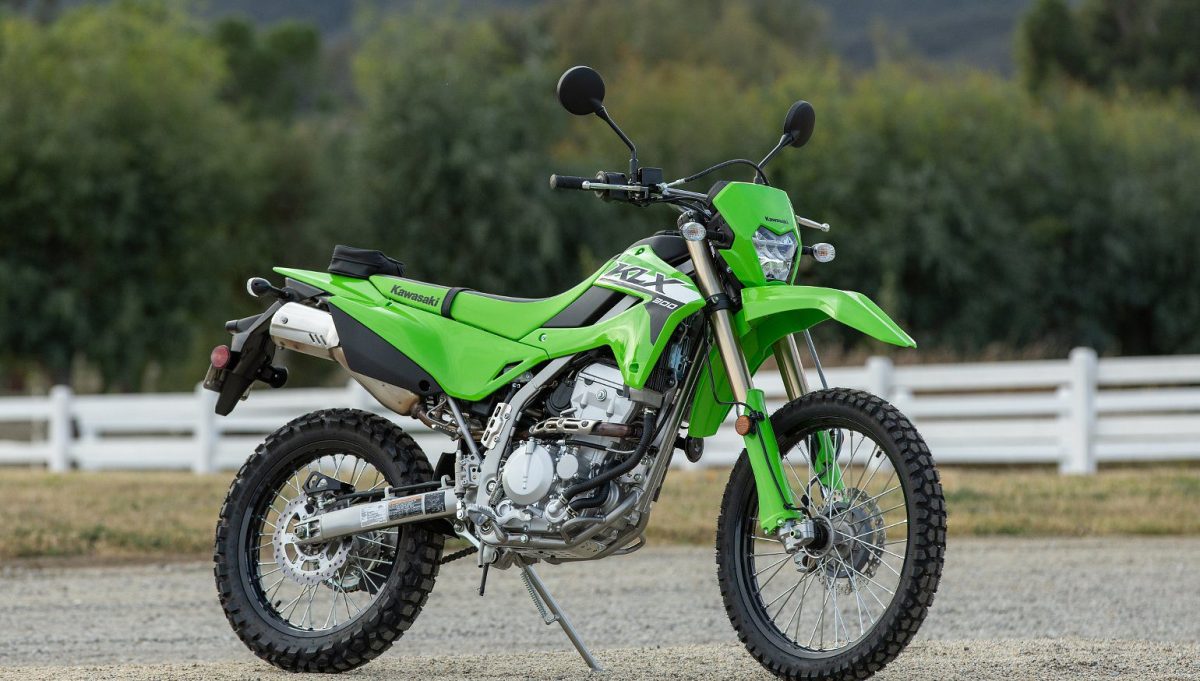 Recensione Kawasaki KLX 300R 2026 II Recensione Kawasaki KLX 300R 2026 II