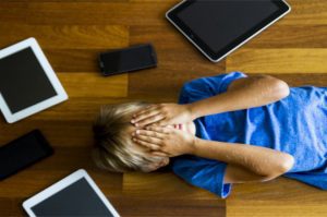 Sicurezza smartphone minori: 5 step per proteggere i tuoi figli Sicurezza smartphone minori 5 step per proteggere i tuoi figli
