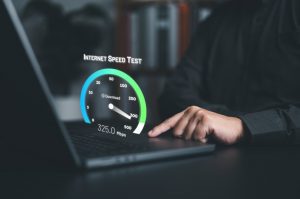Arrivato il test velocità Internet integrato su Windows 11: Ecco come attivarlo Test velocità Internet integrato Windows 11 Ecco come attivarlo