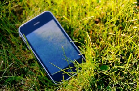 Smartphone rubato: cosa fare subito nei primi 10 minuti Smartphone rubato cosa fare subito nei primi 10 minuti