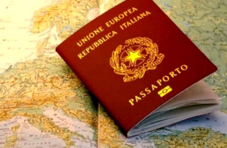 Passaporto: come prenotare online il rilascio senza impazzire Passaporto come prenotare online il rilascio senza impazzire